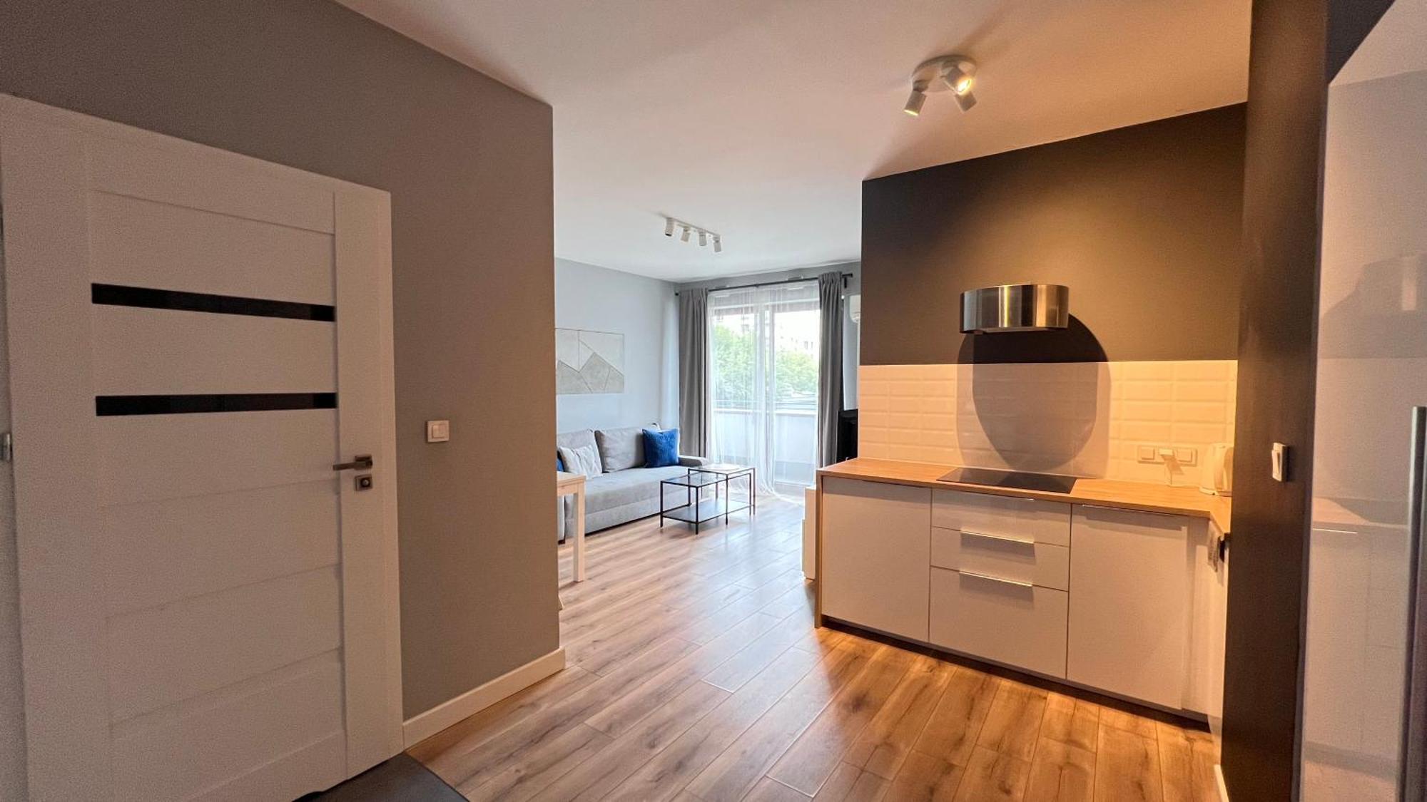 Close To Chopin Airport, Cybernetyki, Free Parking By Cosmo Spirit Βαρσοβία Εξωτερικό φωτογραφία